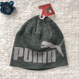 New with tag PUMA contrasting Logo Beanie hat GREY